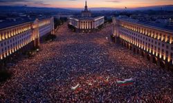 Gösteriler Bulgar hükümetini devirdi