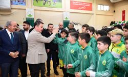 Osmangazi Belediyesi’nden amatör spor kulüplerine malzeme desteği