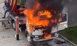 6. kata eşya çıkaran vinçli kamyon alev alev yandı