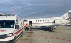 Ağrı’da yemek borusu gelişmeyen bebek ambulans uçakla Elazığ’a sevk edildi