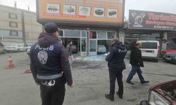 Aracın LPG tankı patladı: 3 yaralı