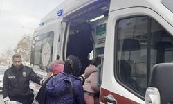 Balkona dökülen soba külü yangına neden oldu: 4 kişi dumandan etkilendi