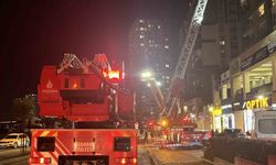 Başakşehir’de restoran yangını: Binayı dumanlar sardı, mahsur kalanları itfaiye kurtardı