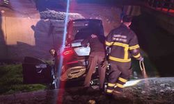 Batman'da otomobil su kanalına uçtu: 1 yaralı