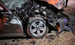 Çekiciye çarpan otomobilin sürücüsü yaralandı