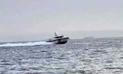 Çeşme açıklarında mülteci hareketliliği: Sahil Güvenlik mülteci botunu takip etti