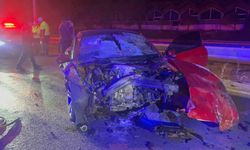 Çorum’da otomobil tıra çarptı: 1 ölü