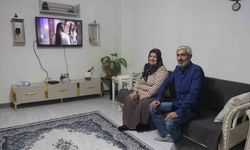 DEM partili milletvekilinin ‘Şantiye şefi’ yakıştırmasını yaptığı Bakan Kurum’a yuvasına kavuşan depremzedelerden destek