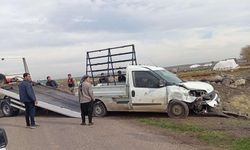 Diyarbakır'da pikap şarampole uçtu: 1 yaralı