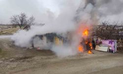Elazığ’da odunluk deposunda yangın