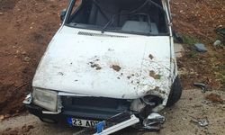 Elazığ’da takla atan otomobilin sürücüsü yaralandı