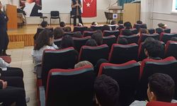 Erzincan'da öğrencilere siber suçlarla mücadele eğitimi