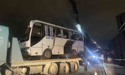 Esenyurt'ta 4 kişinin öldüğü kazaya karışan araç olay yerinden kaldırıldı