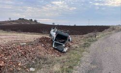 Güvenlik korucusunun aracı takla attı: 1 yaralı