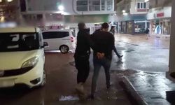 Kendi yaptığı gizli odada saklandı, polisten kaçamadı