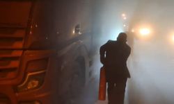 Malatya'da seyir halindeki tır alev aldı