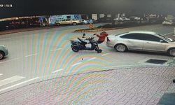 Manavgat'ta otomobille çarpışan motosiklet sürücüsü yaralandı