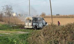 Mersin'de minibüs yangını