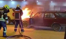 Mersin’de park halindeki araç yandı