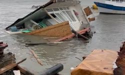 Sinop'ta şiddetli fırtına, balıkçı barınağına zarar verdi