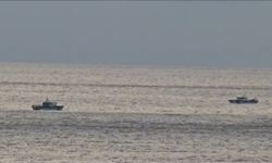 Teknesi denizde bulunan kayıp balıkçı 3 gündür Akdeniz’de aranıyor