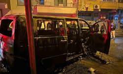 Yalova’da minibüs park edildiği sırada alevlere teslim oldu