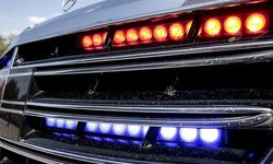 Çakarlı otomobilin sürücüsüne dev ceza