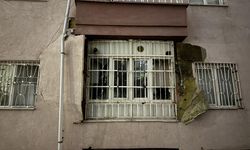 Evde doğal gaz patlaması paniğe yol açtı