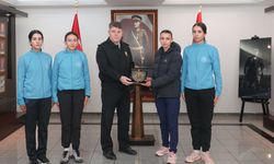 Jandarma Gücü Sporcularından Bursa İl Jandarma Komutanlığına ziyaret