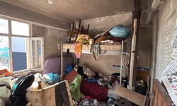 Bir evden 10 kamyon çöp çıkarıldı