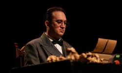 Sabahattin Ali’nin hayat hikâyesi tiyatro sahnesine taşındı