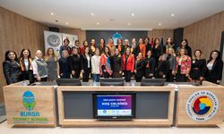 Bursa'da siber şiddete karşı kadın dayanışması