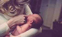 Doğum izninde yeni detaylar: 5.5 aya çıkıyor