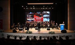 Kocaeli üniversitesinde gençleşen türkülerle yurttan ezgiler rüzgarı