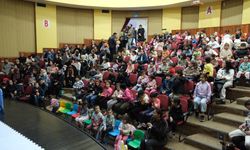 Yıldırım’da Miniklere Tiyatro Şöleni