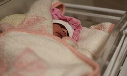 Yeni yılın ilk dakikalarında 4 bebek dünyaya geldi