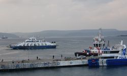 Bozcaada ve Gökçeada'da feribot seferleri iptal edildi