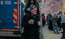 Bursa'da vatandaşa sıcak çorba ikramı