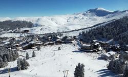 Beyaz örtüsüyle kaplanan Uludağ manzarası mest etti