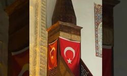 Cuma hutbesinde 'Minberler bayrakla süslensin' teklifi