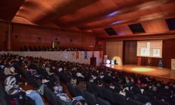 Gençler, büyükşehir ile KPSS'ye hazırlanıyor