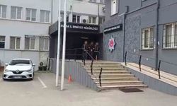 Bursa'da aranan şahıslara baskın yapıldı: 3 kişi yakalandı