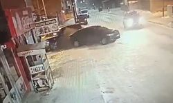 Ardahan'da otomobil iş yerine daldı