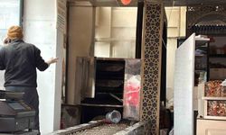 Bilecik'te bir kuruyemişçi dükkanında yangın çıktı