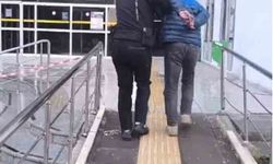 Cumhurbaşkanı'na hakaret ve kaçak kazı yapmak suçlarından hapis cezası bulunan şahıs sahte kimlikle yakalandı