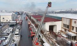 Fabrika yangını havadan görüntülendi