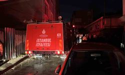 Fatih'te 5 katlı binada yangın: 6 kişi dumandan etkilendi