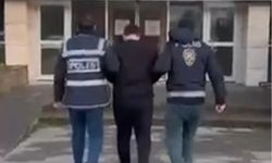 İzmir'de kesinleşmiş hapis cezasıyla aranan uyuşturucu taciri yakalandı