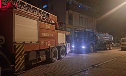 Kastamonu'da çıkan çatı yangını itfaiye tarafından söndürüldü