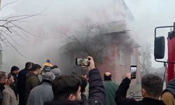 Kaynarca'da ev yangını